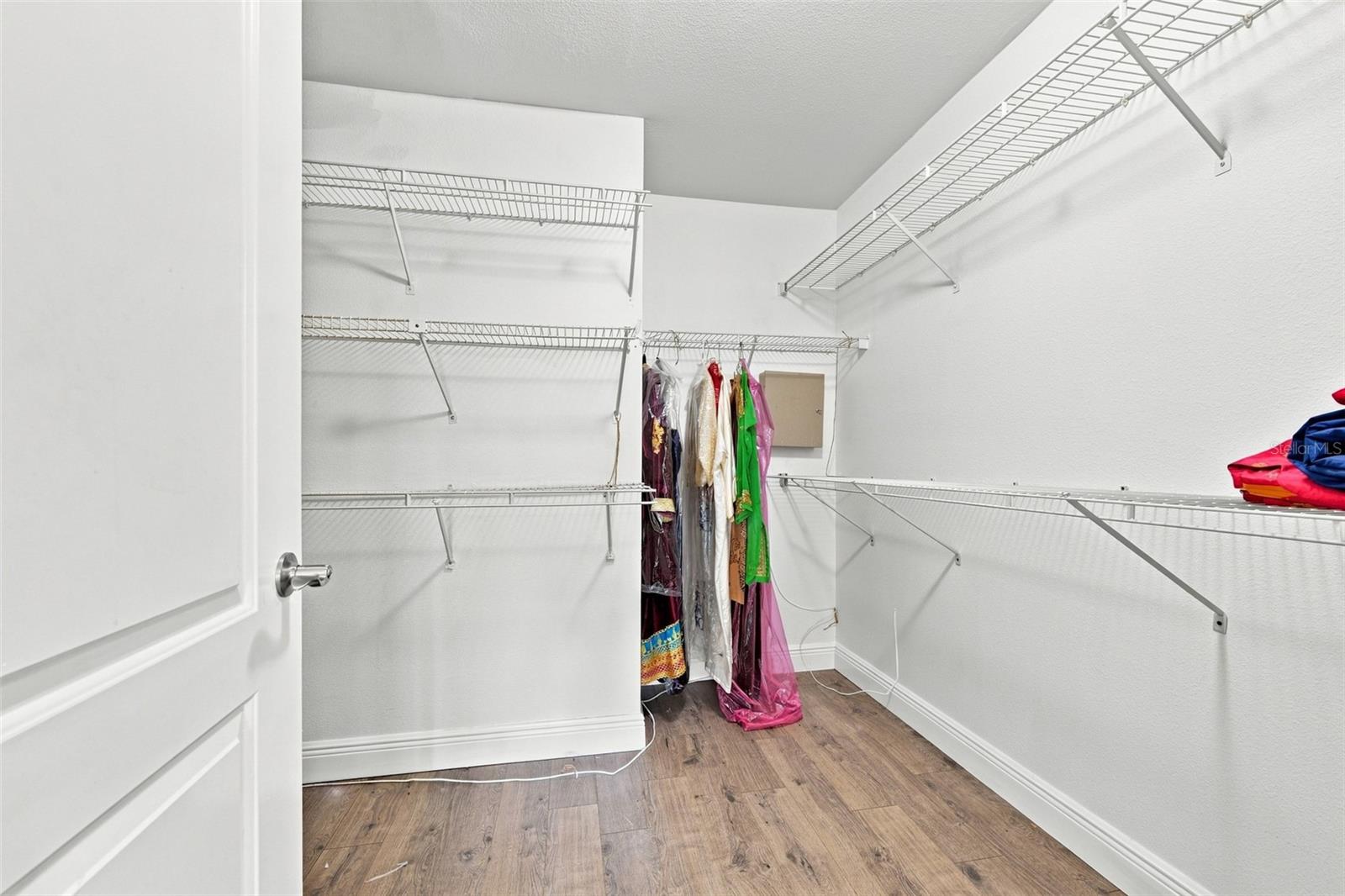 13017 LORNA PL — photo 29