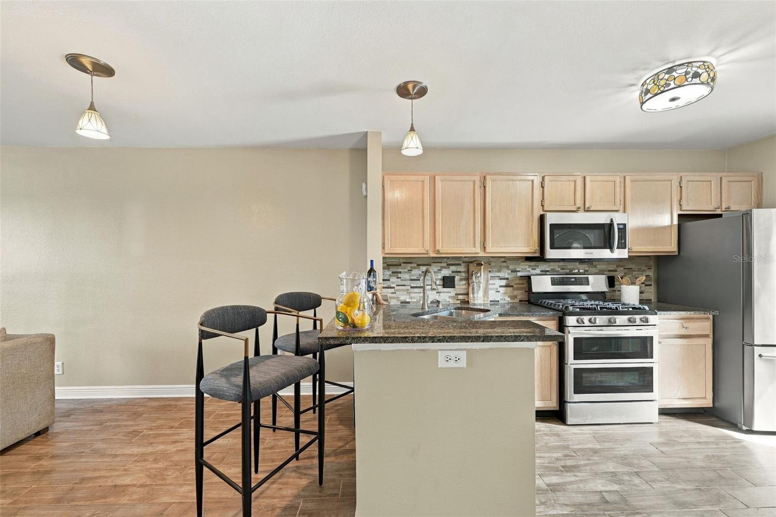 13017 LORNA PL — photo 16