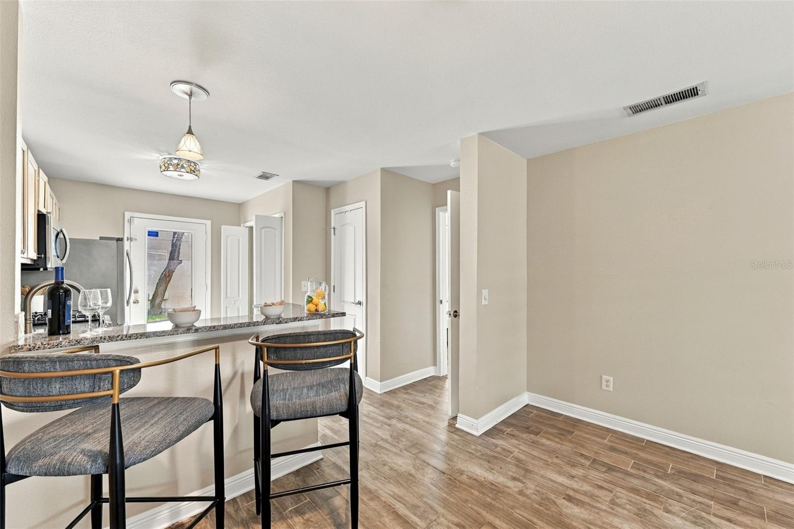 13017 LORNA PL — photo 12