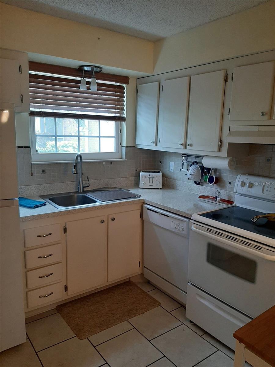 3435 41ST TER S #198 — photo 4