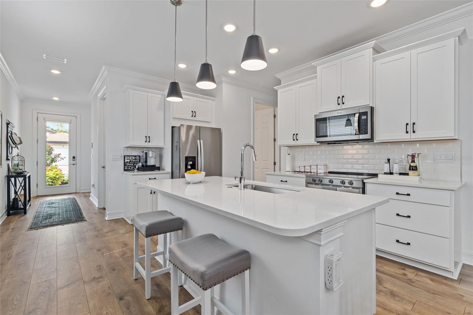 145 SOLIERA ST — photo 9