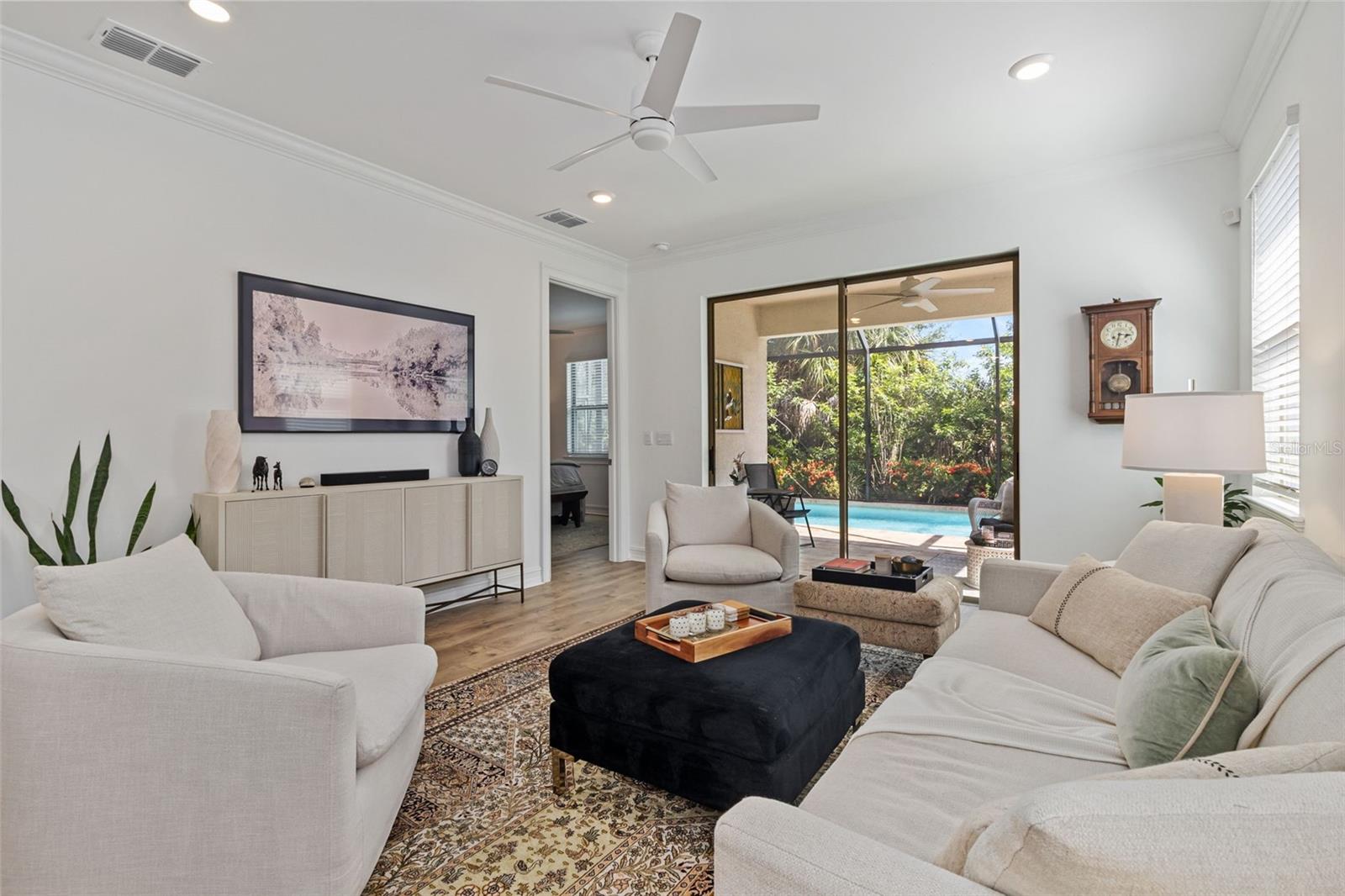 145 SOLIERA ST — photo 14