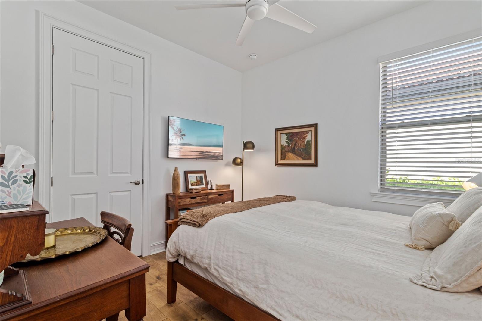 145 SOLIERA ST — photo 20