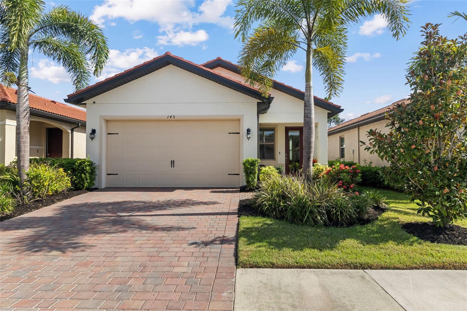 145 SOLIERA ST — photo 4