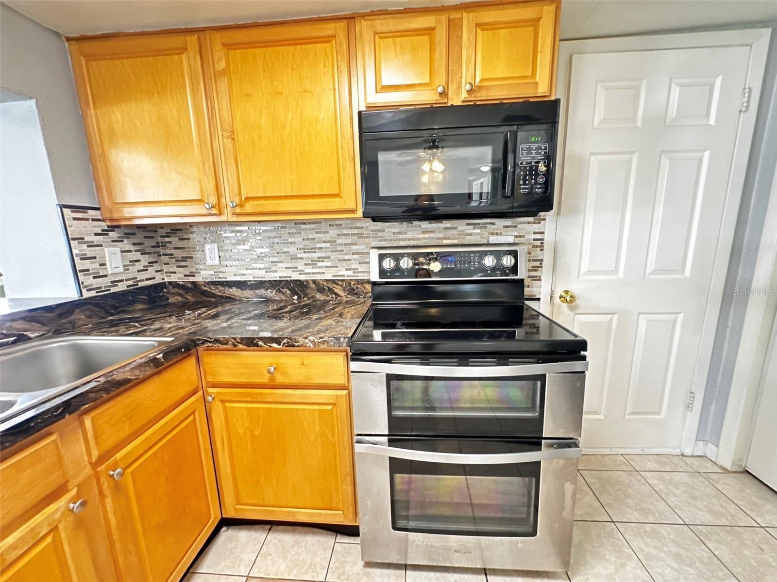 3153 MOOG RD — photo 15