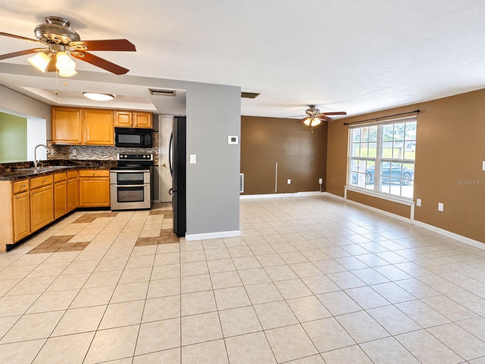 3153 MOOG RD — photo 9