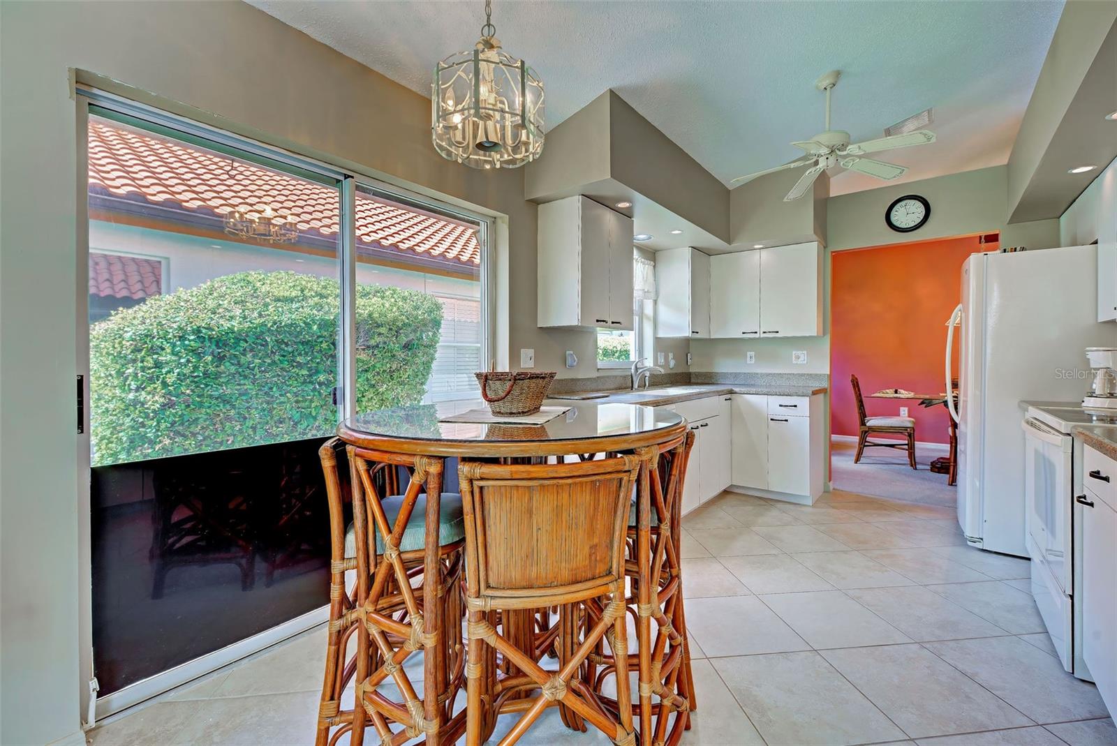 1176 HARBOR TOWN WAY — photo 32