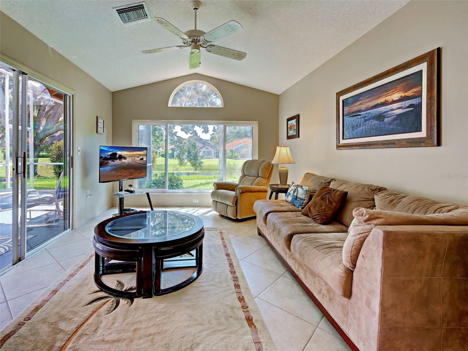 1176 HARBOR TOWN WAY — photo 35