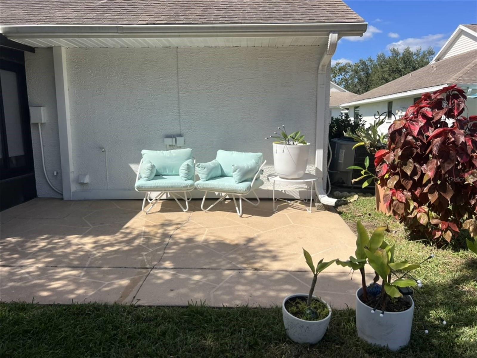 10706 LAQUINTA DR — photo 40