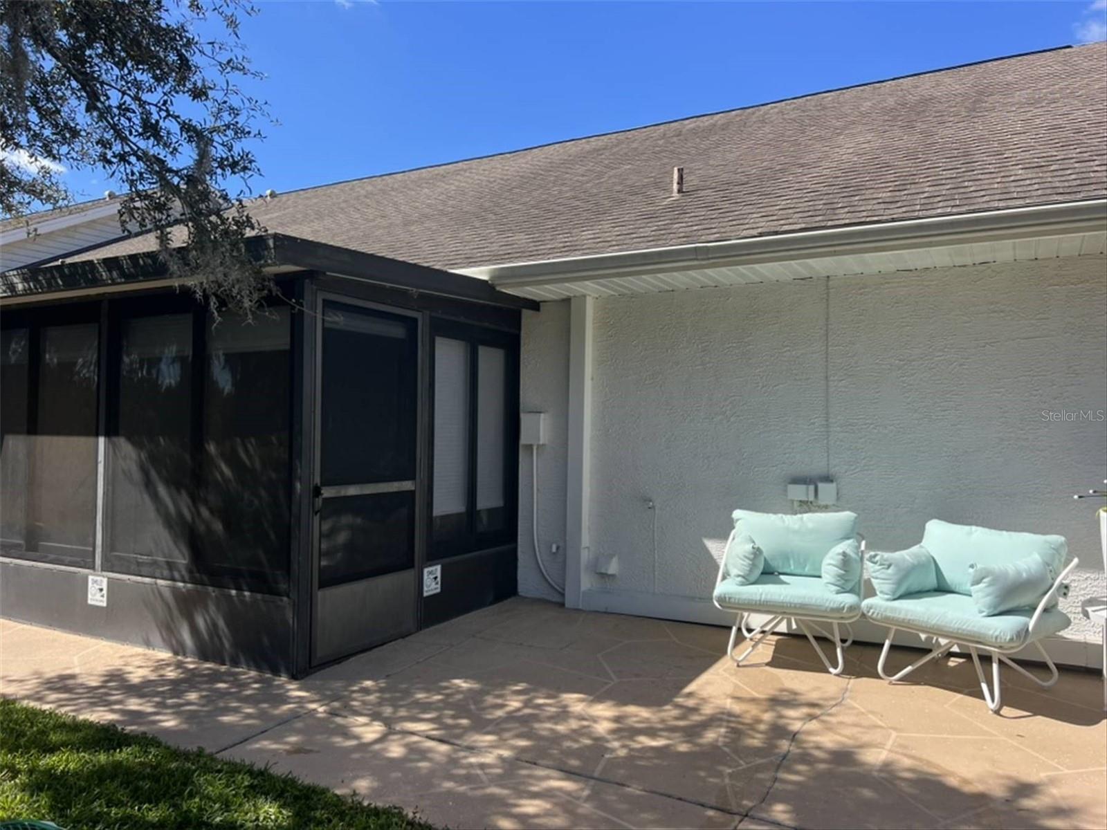 10706 LAQUINTA DR — photo 38