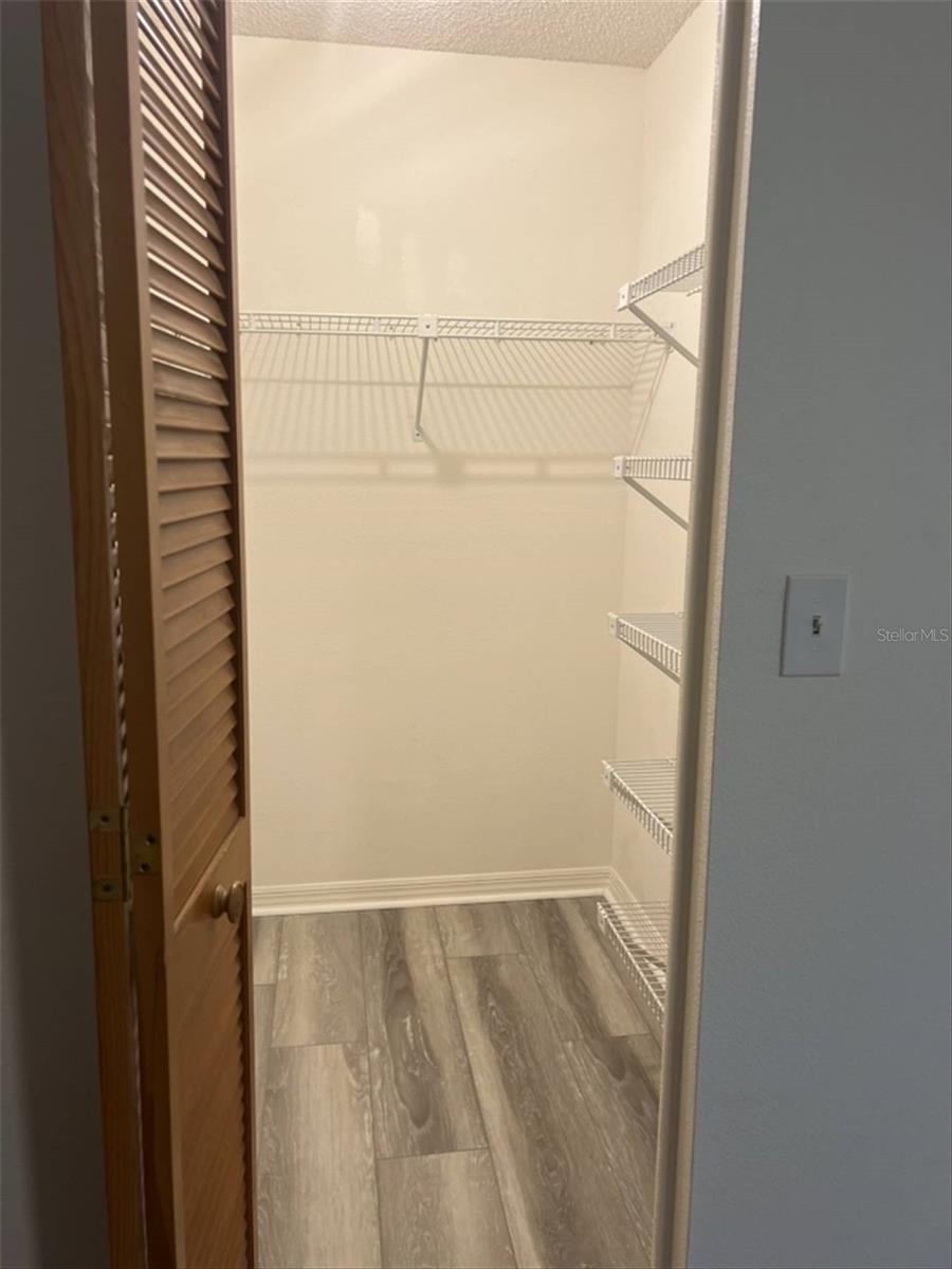 10706 LAQUINTA DR — photo 27