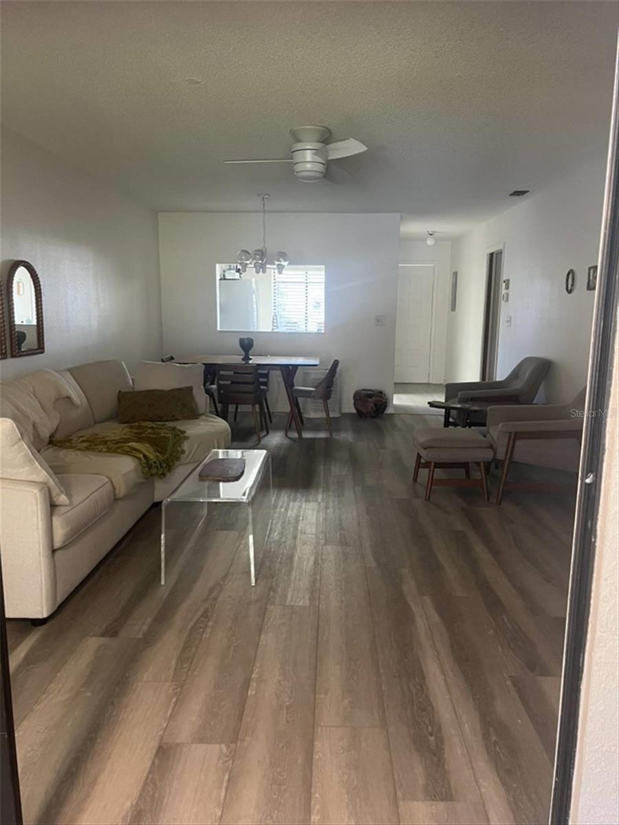 10706 LAQUINTA DR — photo 7