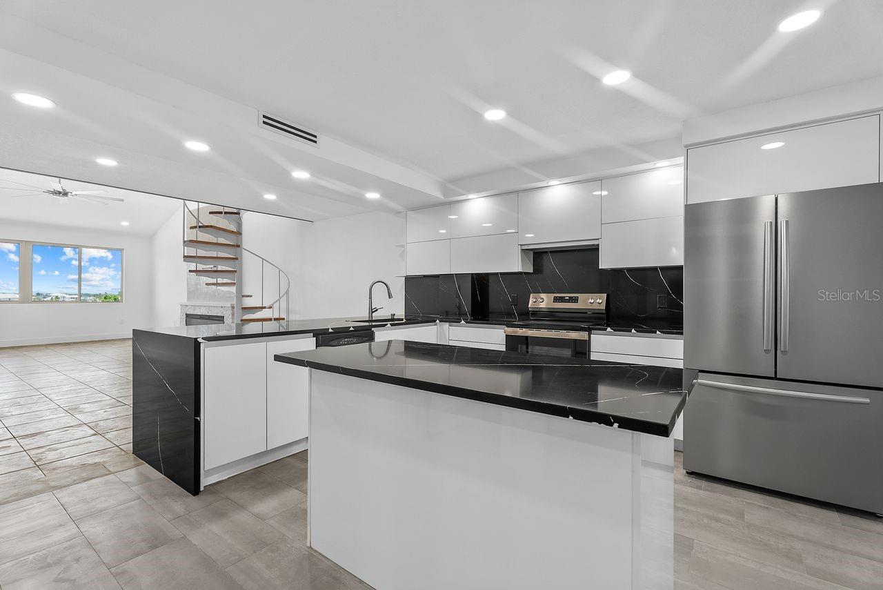 9604 CORTEZ RD W #233 — photo 3