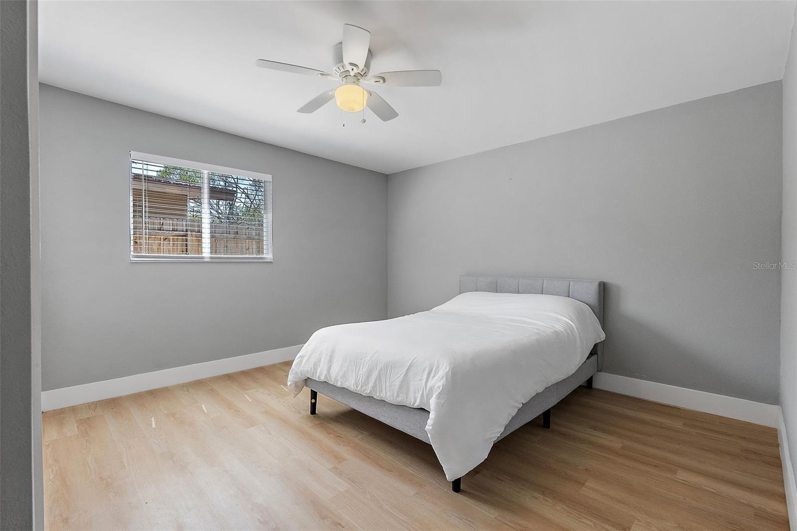 3926 HELENA ST NE — photo 21