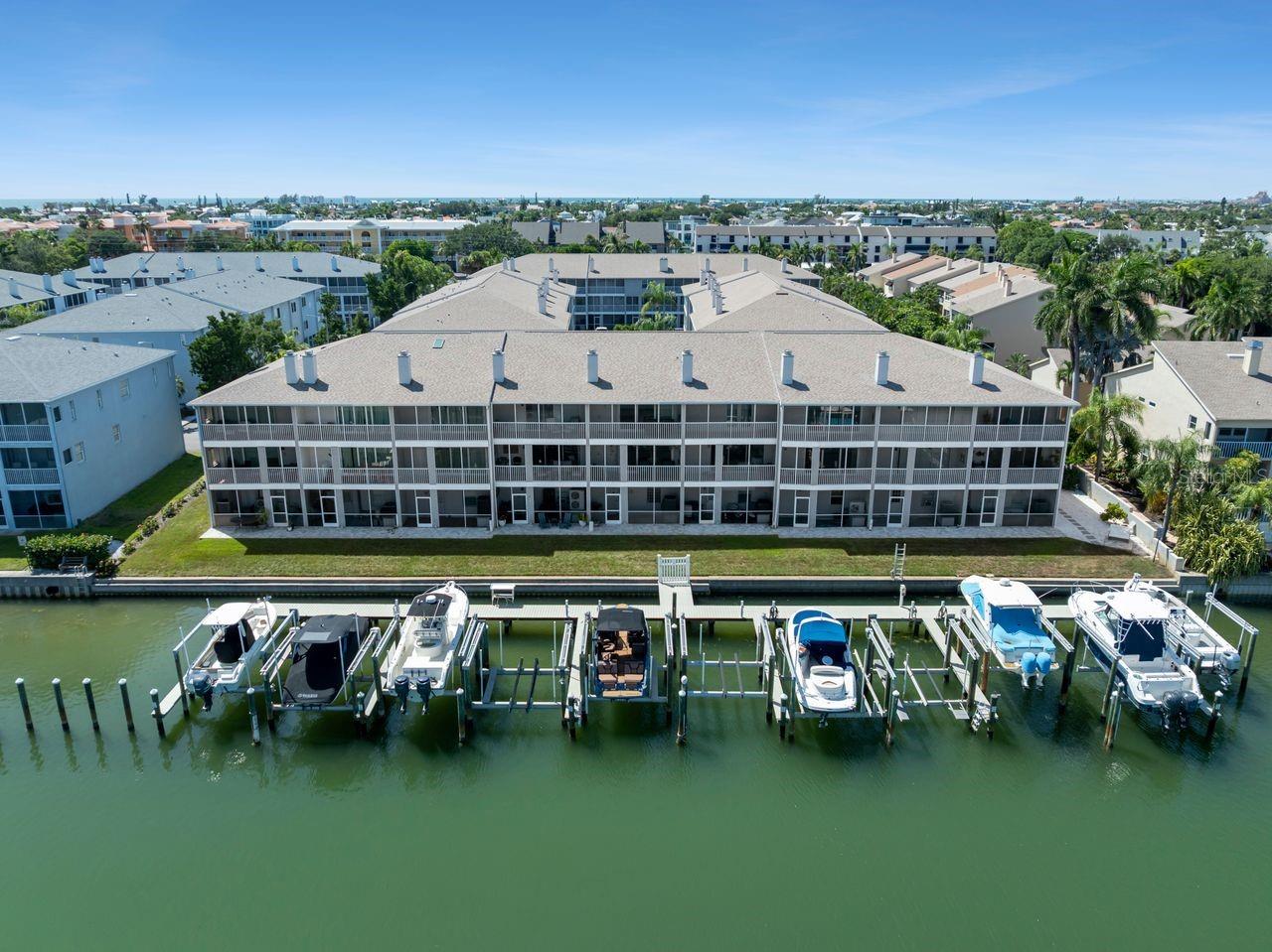 521 PINELLAS BAYWAY S #105 — photo 51