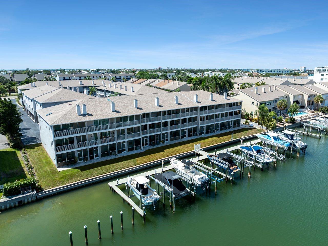 521 PINELLAS BAYWAY S #105 — photo 52