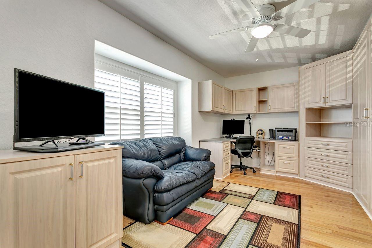 521 PINELLAS BAYWAY S #105 — photo 21