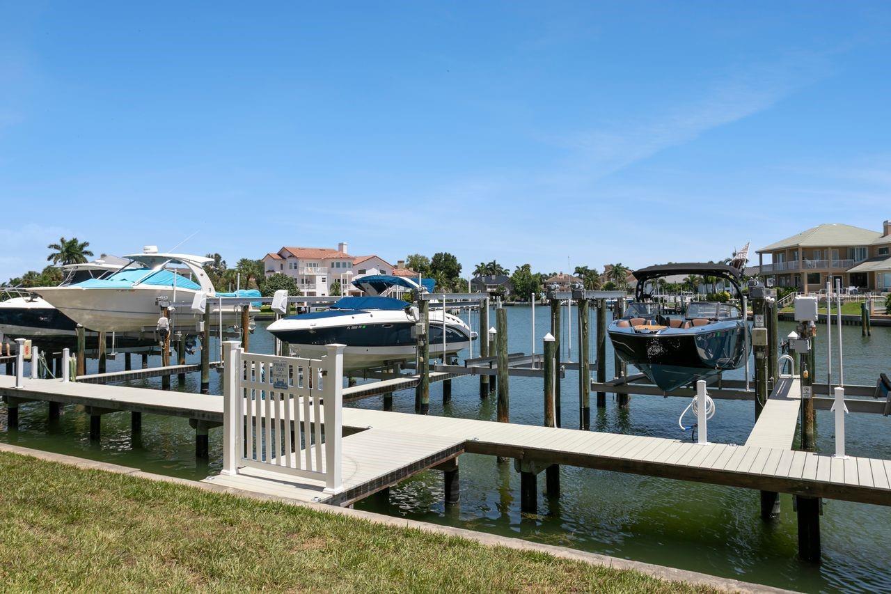 521 PINELLAS BAYWAY S #105 — photo 49
