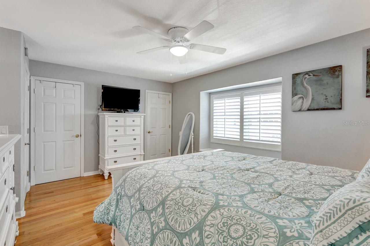 521 PINELLAS BAYWAY S #105 — photo 35