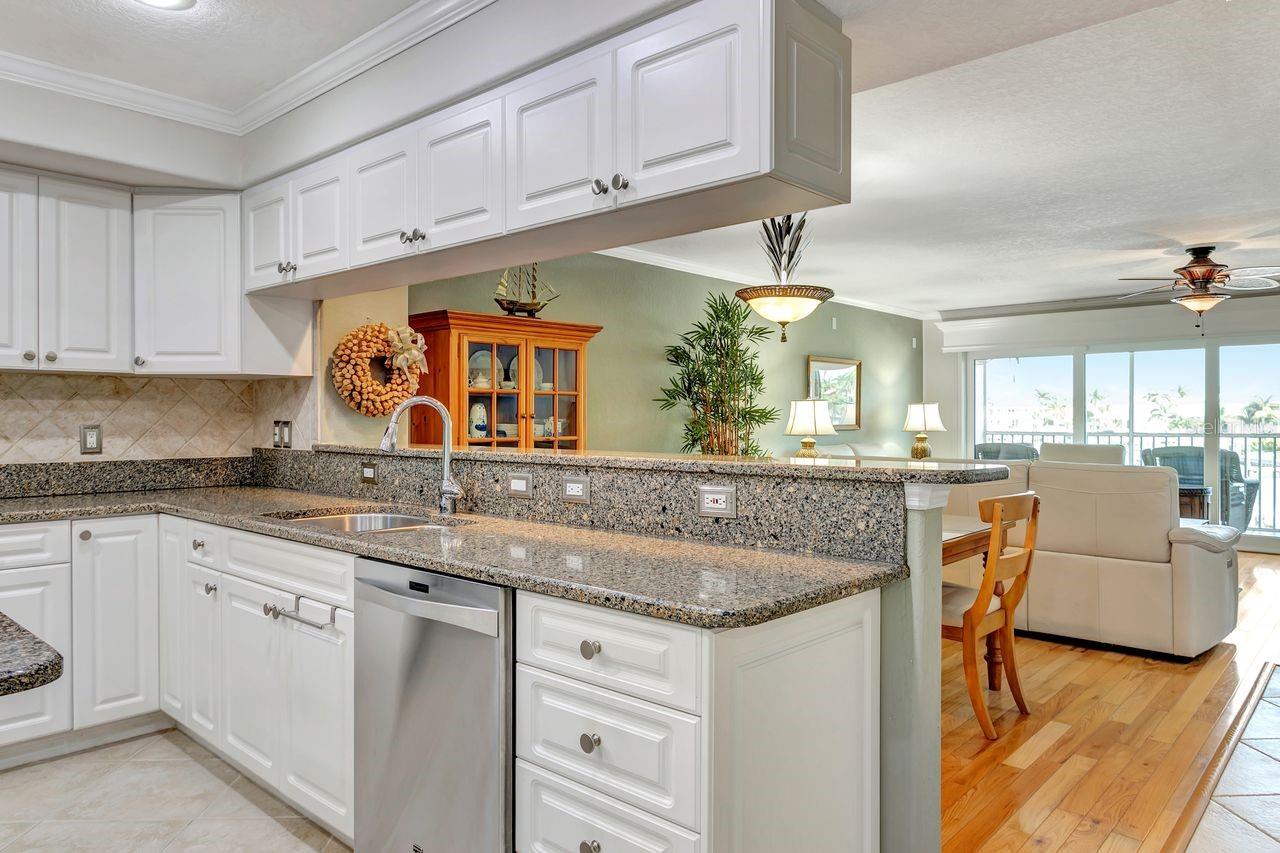 521 PINELLAS BAYWAY S #105 — photo 19