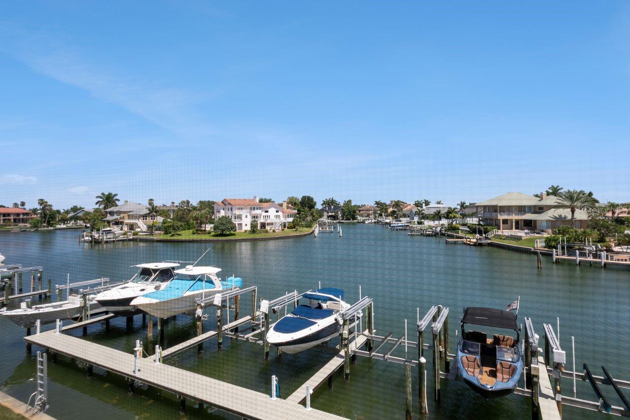 521 PINELLAS BAYWAY S #105 — photo 48