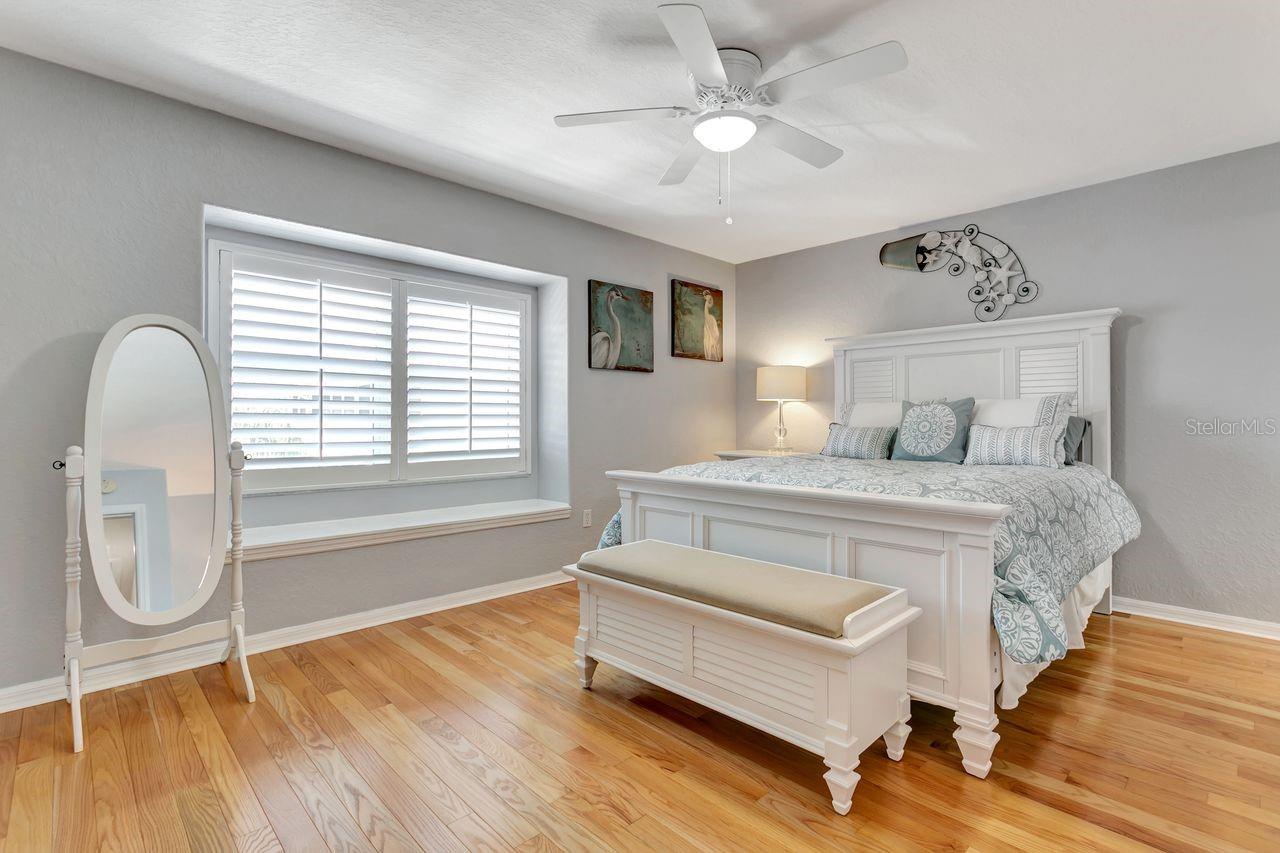 521 PINELLAS BAYWAY S #105 — photo 34