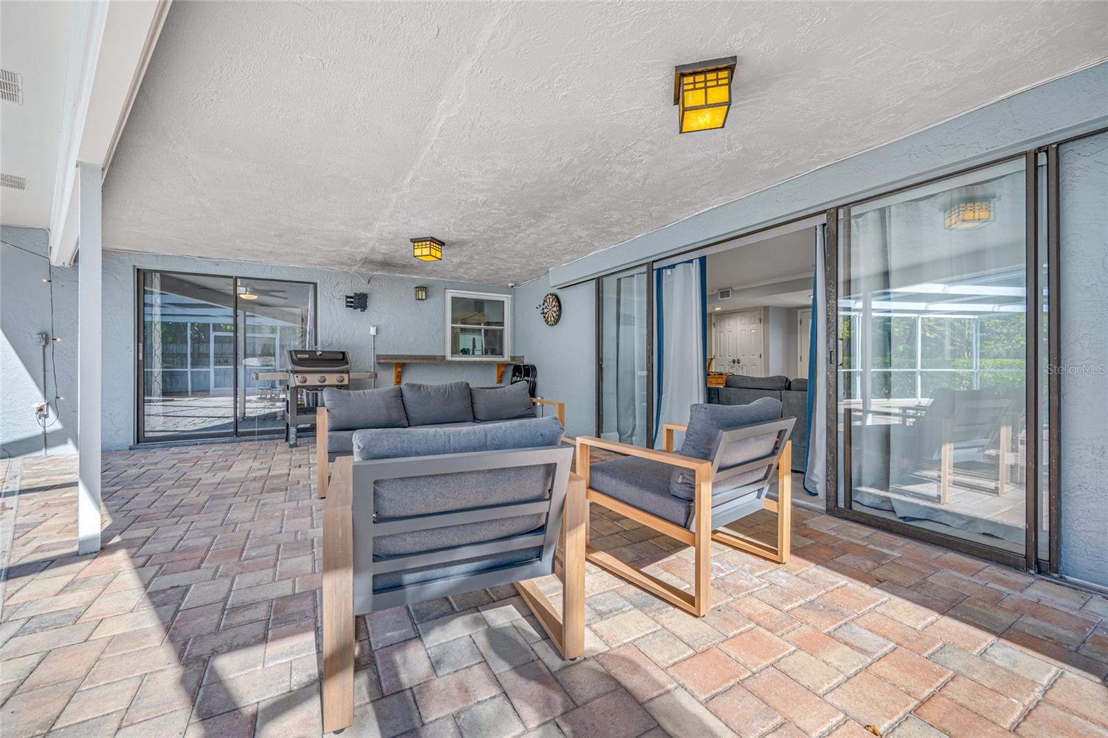 1862 DEL ROBLES DR — photo 39