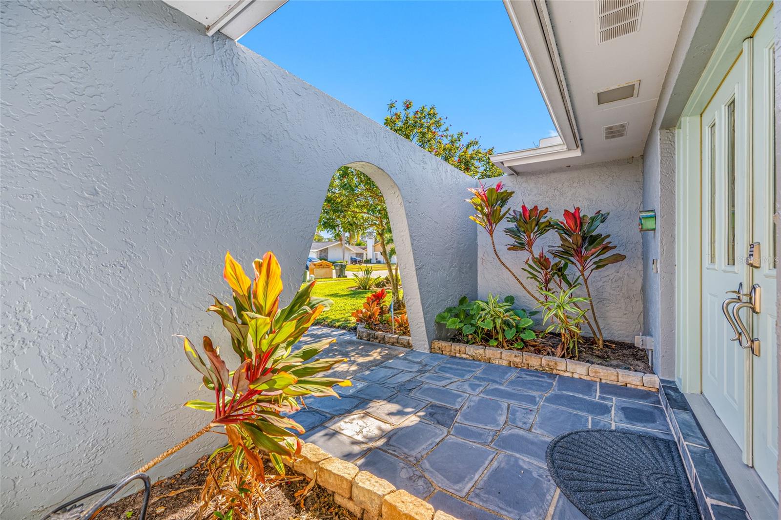1862 DEL ROBLES DR — photo 27