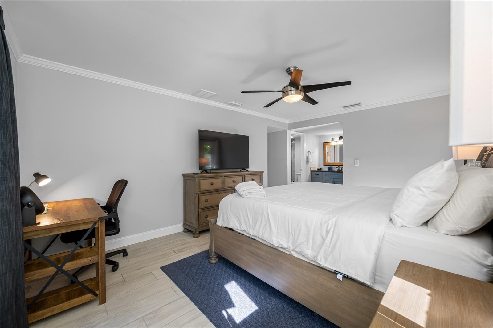 1862 DEL ROBLES DR — photo 80