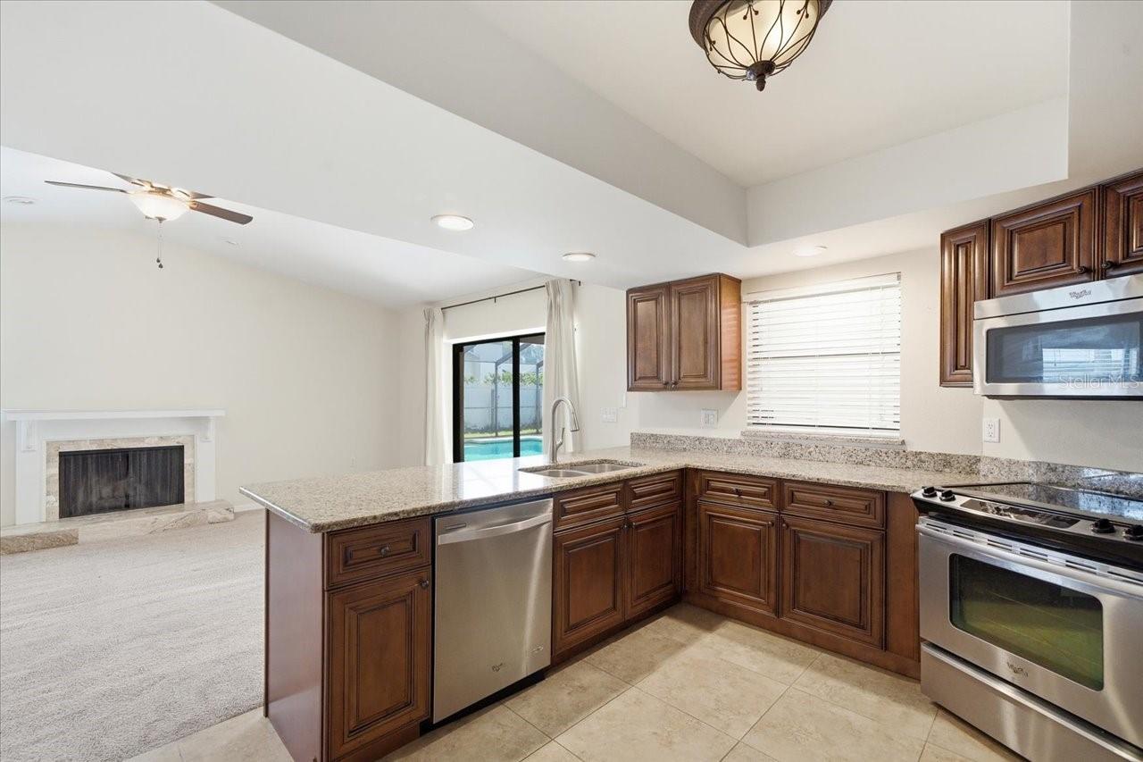 14105 KNOTTINGSLEY PL — photo 7