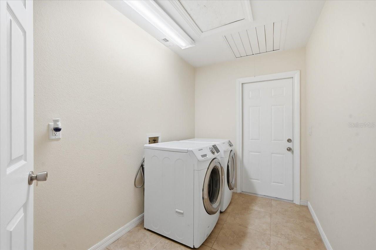14105 KNOTTINGSLEY PL — photo 20