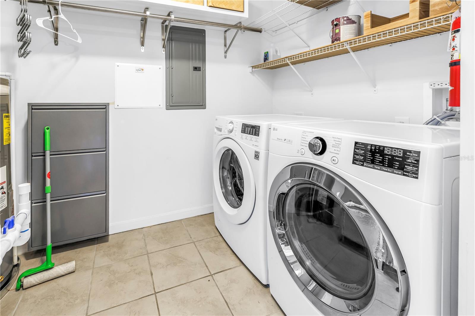 400 4TH AVE S #701 — photo 37