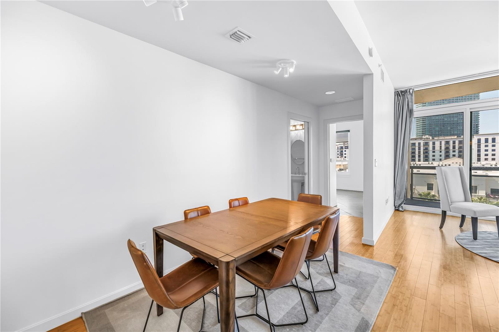 400 4TH AVE S #701 — photo 12