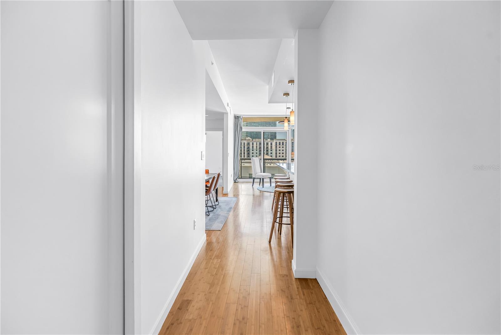 400 4TH AVE S #701 — photo 9