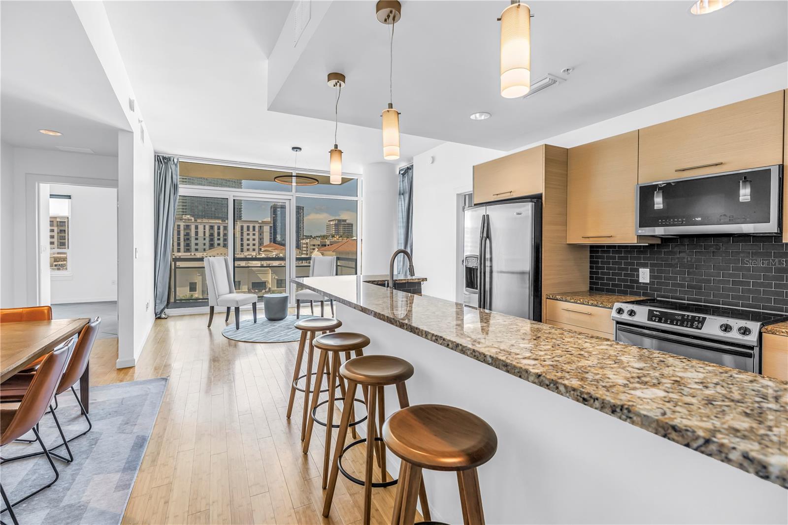 400 4TH AVE S #701 — photo 11