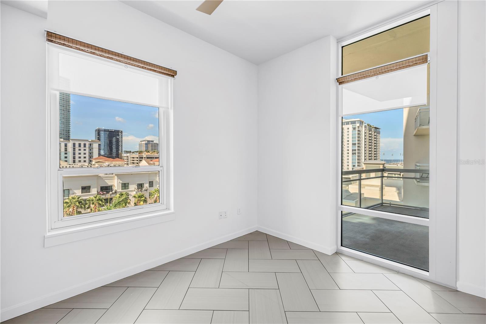 400 4TH AVE S #701 — photo 34