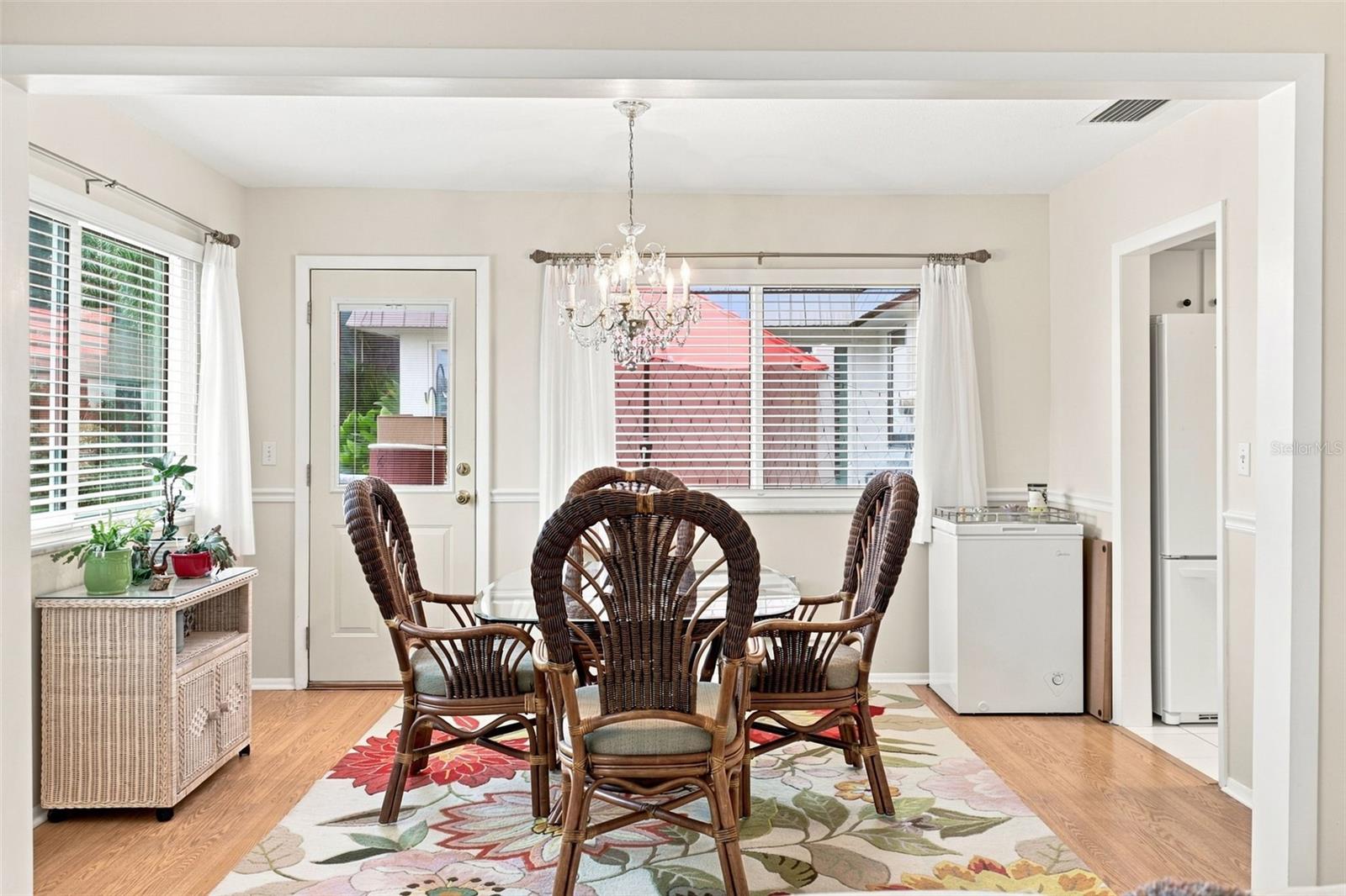 2407 RIVERBLUFF PKWY #V-226 — photo 6