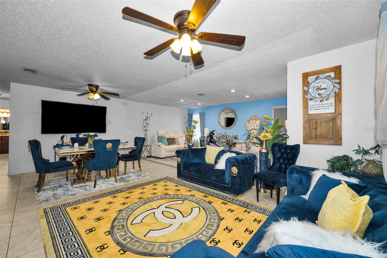 7526 CAROLTON CIR — photo 10