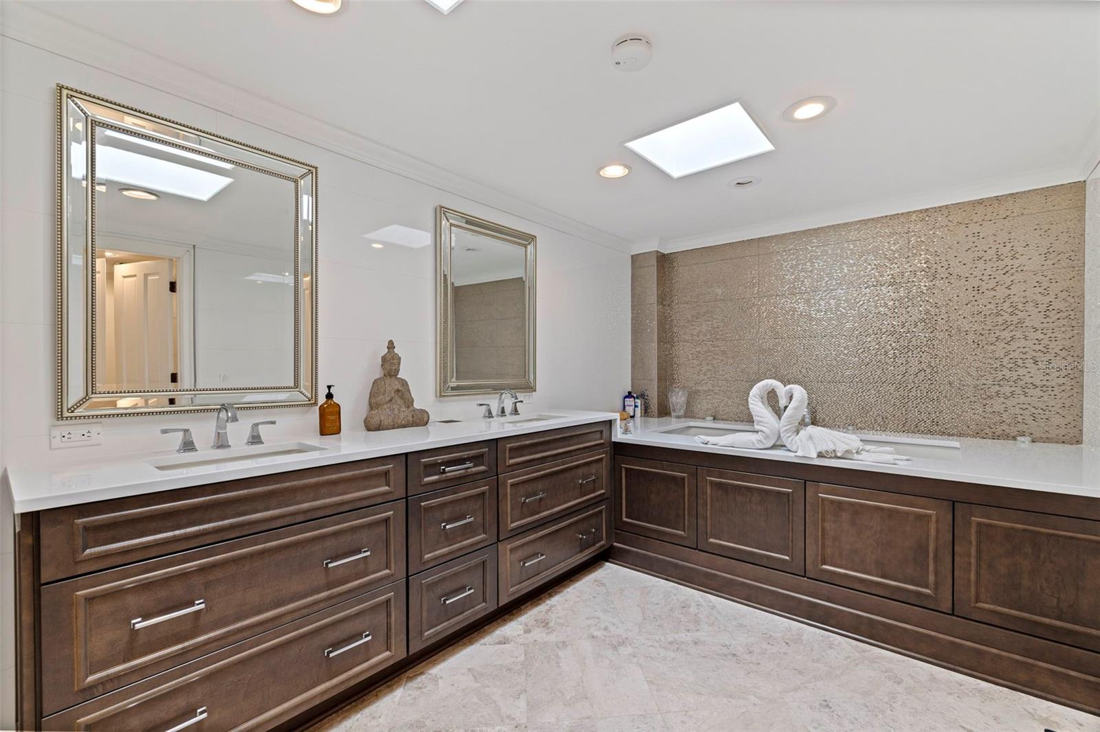 5700 MARINER ST #803 — photo 26