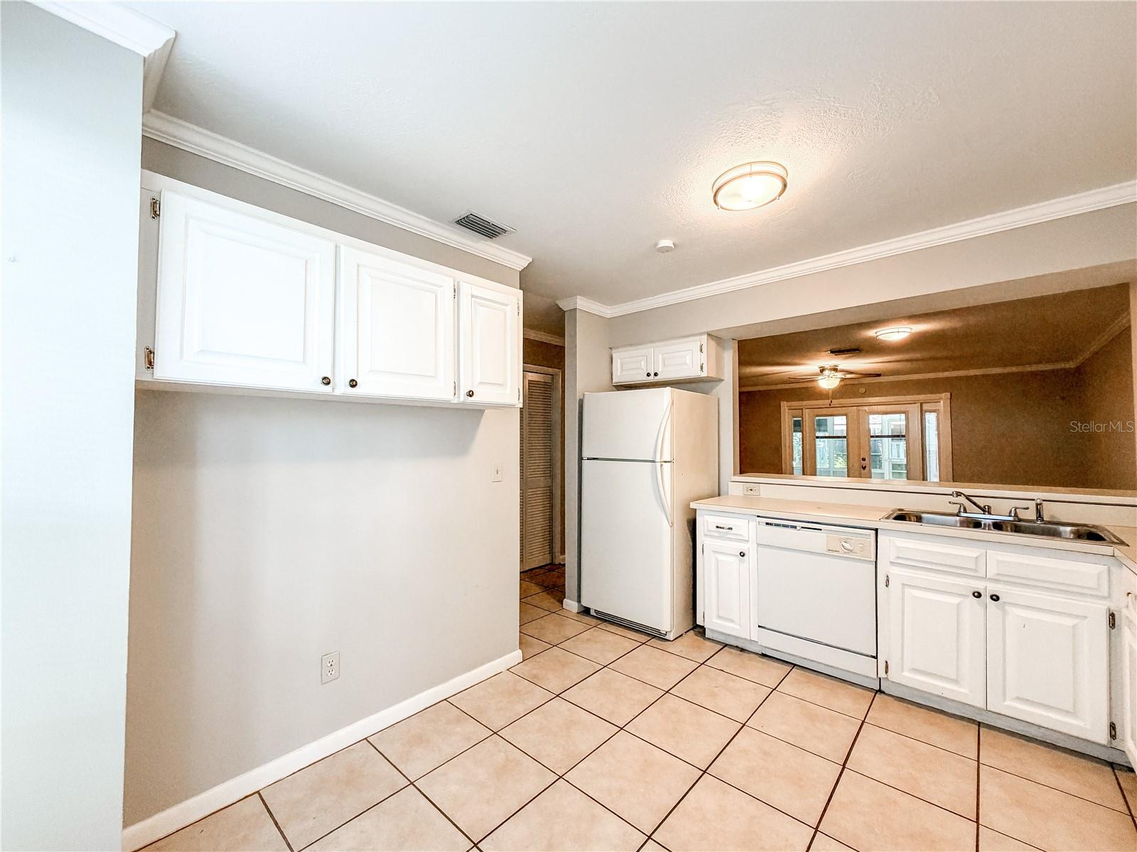 1844 MILL RUN CIR — photo 12
