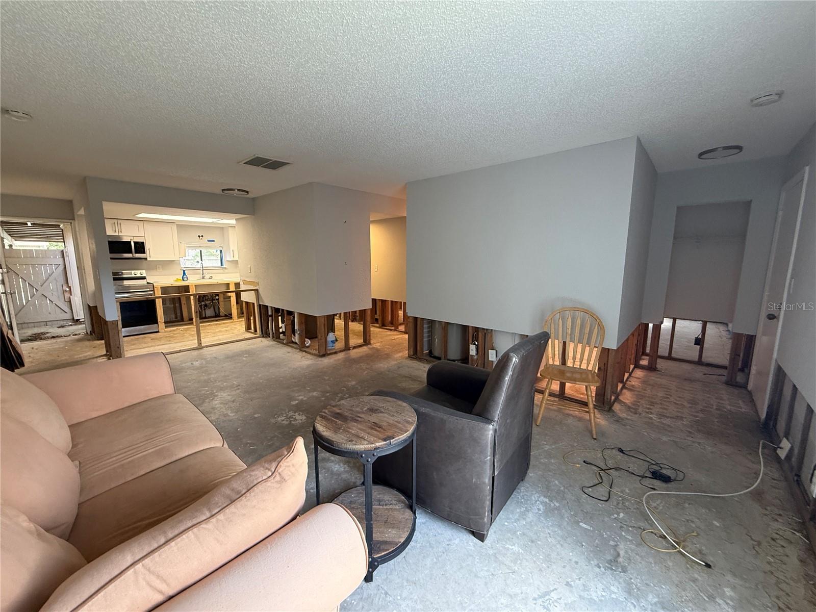 8649 LAKE ISLE DR #182 — photo 6