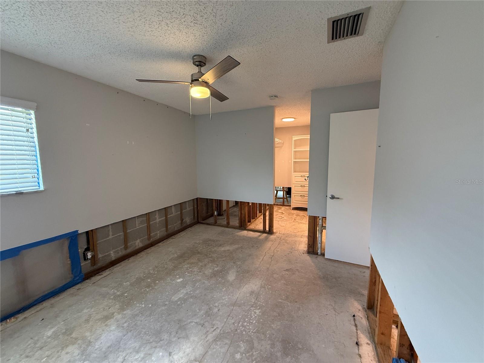 8649 LAKE ISLE DR #182 — photo 15