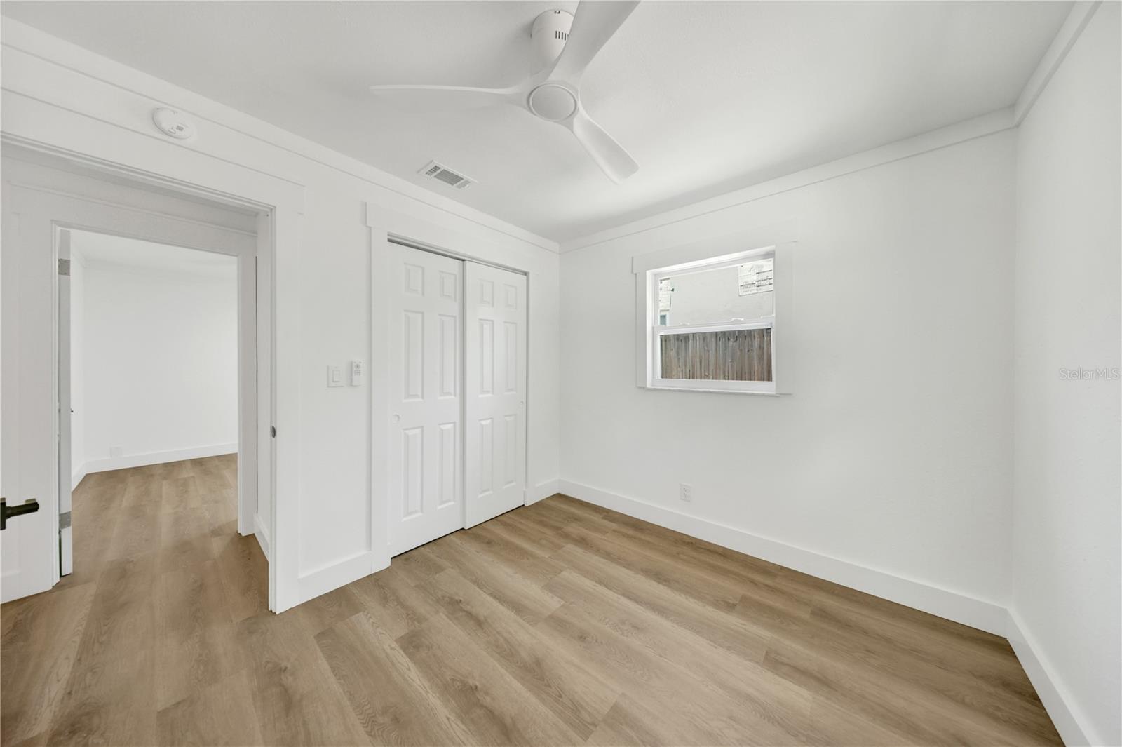 2264 WINCHESTER DR — photo 10