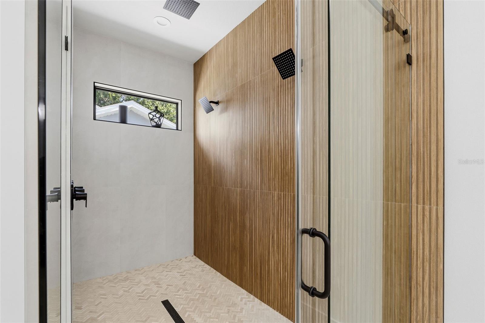 2914 W WALNUT ST — photo 30