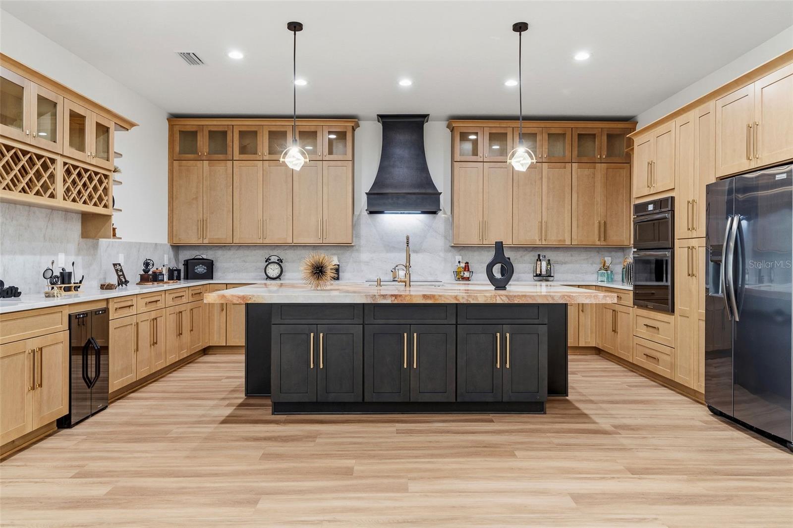 2914 W WALNUT ST — photo 14