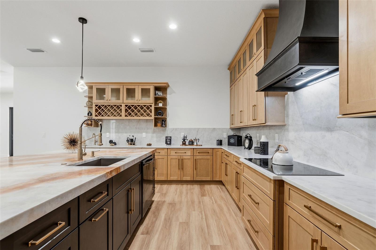 2914 W WALNUT ST — photo 20