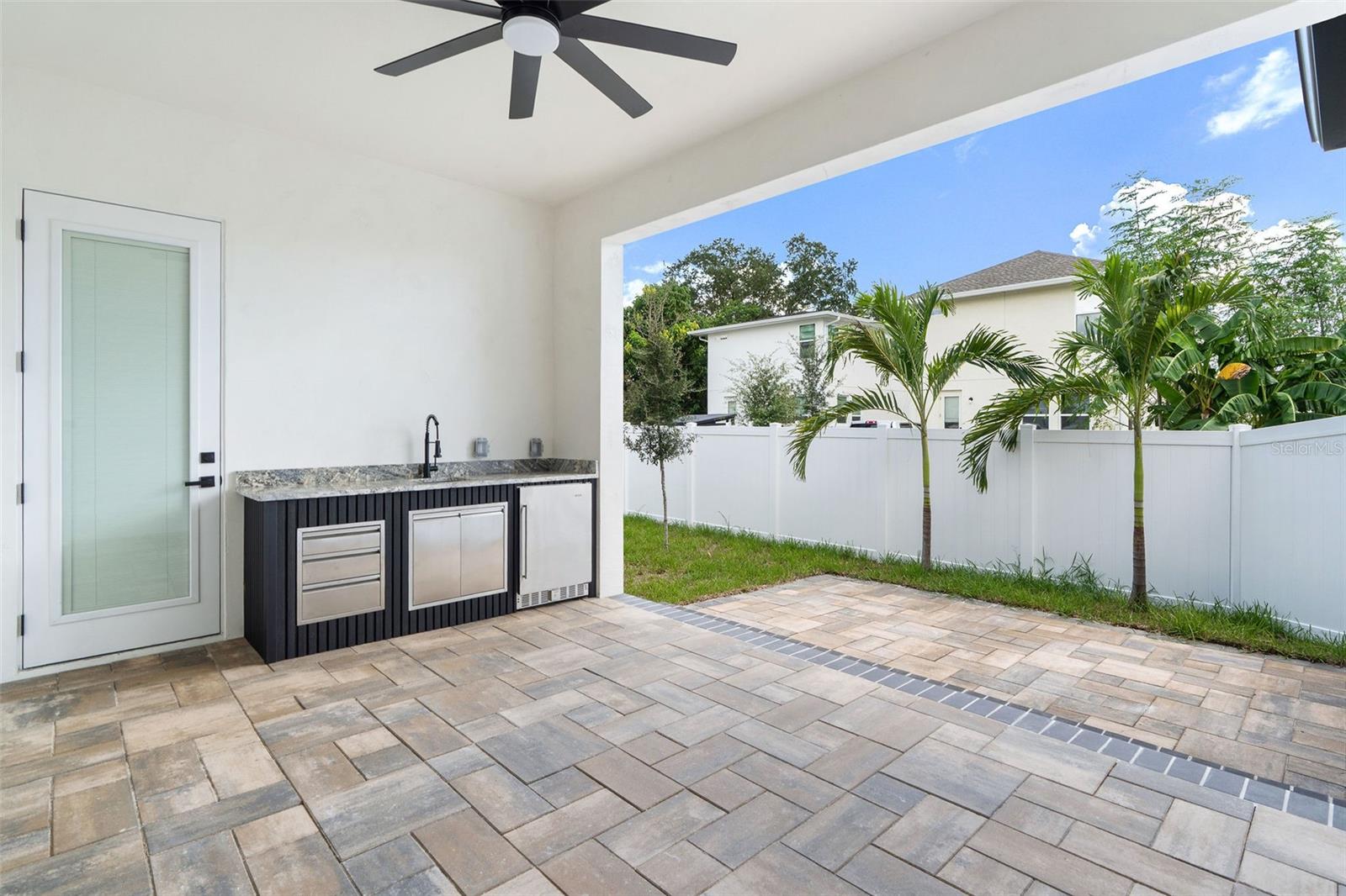 2914 W WALNUT ST — photo 48