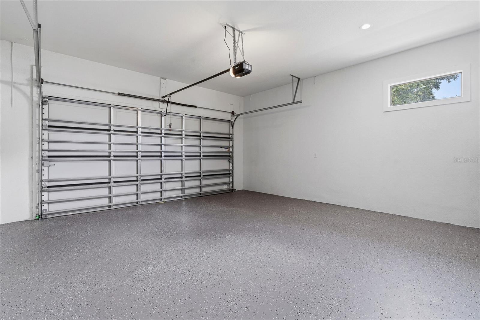 2914 W WALNUT ST — photo 53