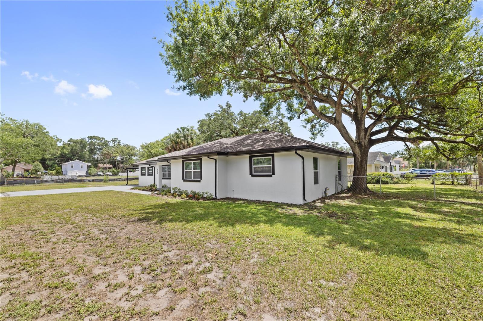 408 W VIRGINIA AVE — photo 3