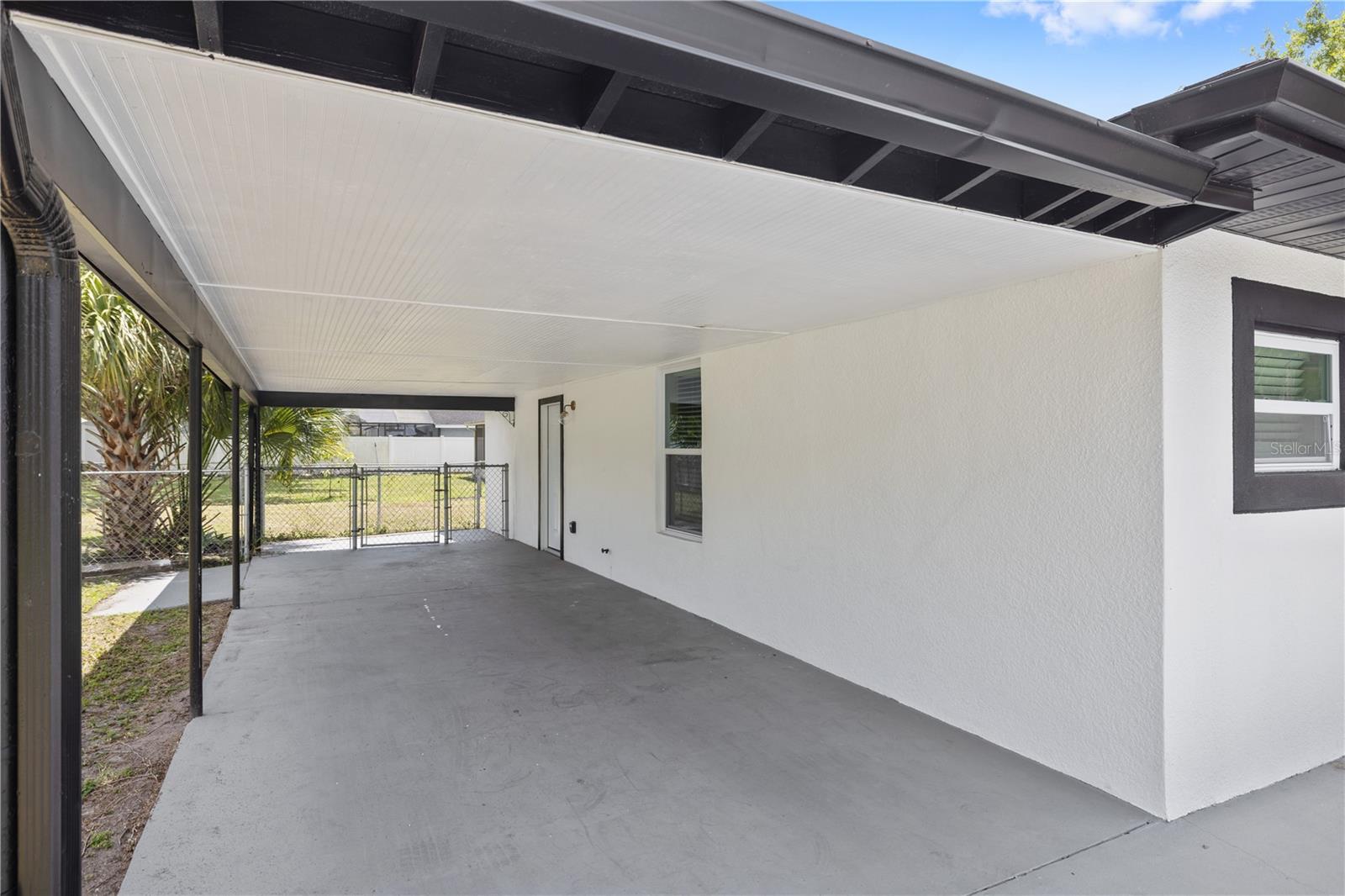 408 W VIRGINIA AVE — photo 21
